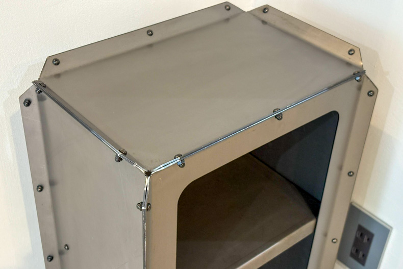 スチールワゴン