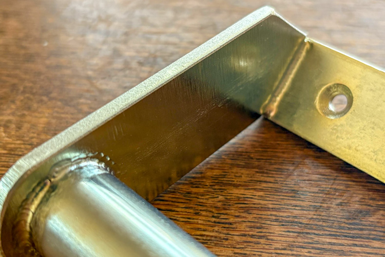 アイアントイレットペーパーホルダー