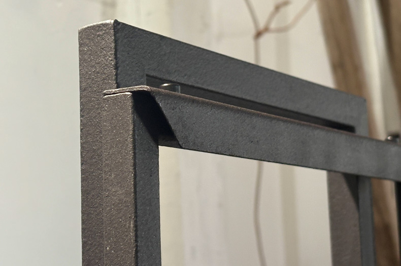 ポスタースタンド