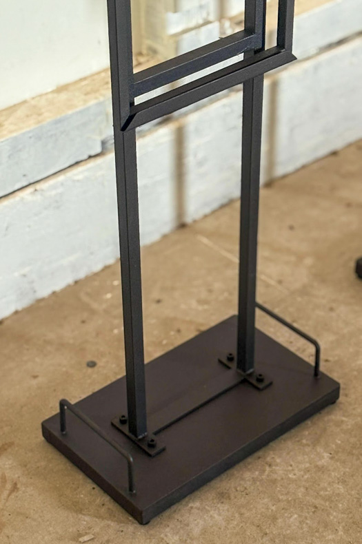 ポスタースタンド